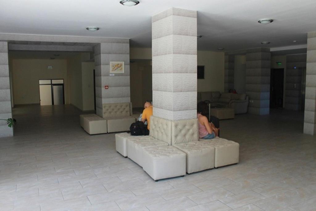 Dilov Apartments In Yalta Zlate písky Exteriér fotografie